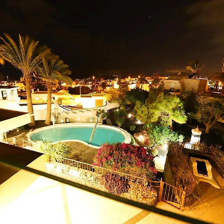 Villa Wonderful Puerto Del Carmen Location Cilla Sea Views Large Pool Area Lanzarote *