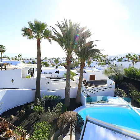 Wonderful Puerto Del Carmen Location Cilla Sea Views Large Pool Area Lanzarote