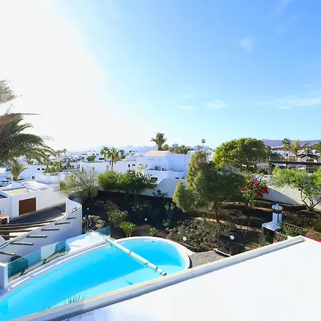 Villa Wonderful Puerto Del Carmen Location Cilla Sea Views Large Pool Area Lanzarote