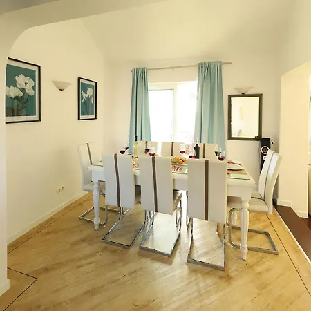 Villa Wonderful Puerto Del Carmen Location Cilla Sea Views Large Pool Area Lanzarote Tias