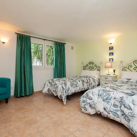 Wonderful Puerto Del Carmen Location Cilla Sea Views Вилла Тиас